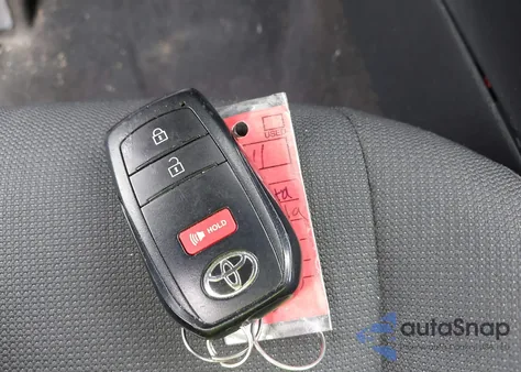 2023 Toyota Corolla Cross Le from USA, damaged, VIN 7MUCAAAG3PV040873